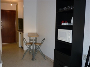studio à la location -   34000  MONTPELLIER, surface 18 m2 location studio - UBI475485584
