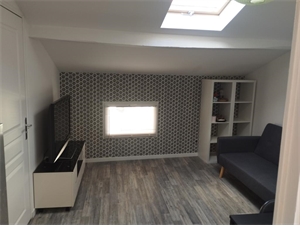 t2 à la location -   38400  SAINT MARTIN D HERES, surface 27 m2 location t2 - UBI475622177
