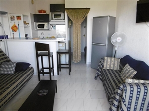studio à la location -   34130  MAUGUIO, surface 21 m2 location studio - UBI475664180
