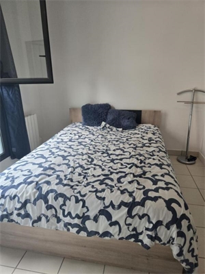 studio à la location -   69003  LYON 3, surface 37 m2 location studio - UBI476367467