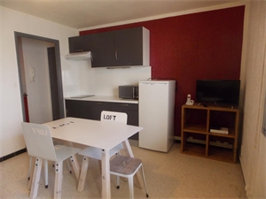 studio à la location -   34000  MONTPELLIER, surface 26 m2 location studio - UBI476834387