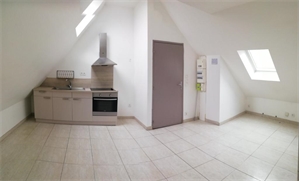 t2 à la location -   89100  SENS, surface 33 m2 location t2 - UBI476873657