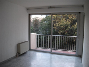 studio à la location -   34000  MONTPELLIER, surface 26 m2 location studio - UBI477358604