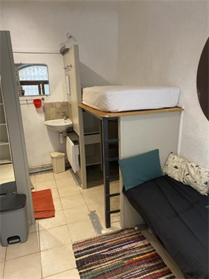 studio à la location -   13090  AIX EN PROVENCE, surface 14 m2 location studio - UBI477506141