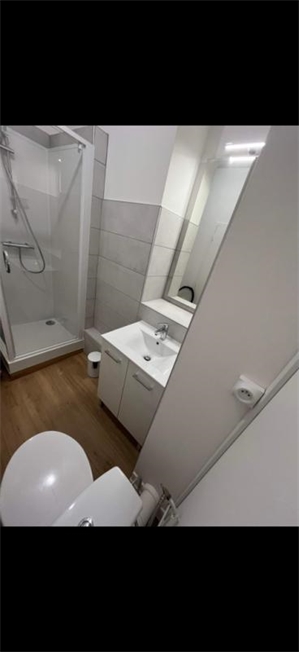 studio à la location -   72000  LE MANS, surface 35 m2 location studio - UBI477854516