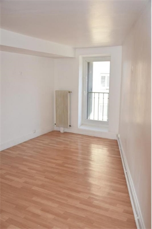 t3 à la location -   42000  SAINT ETIENNE, surface 65 m2 location t3 - UBI477892766