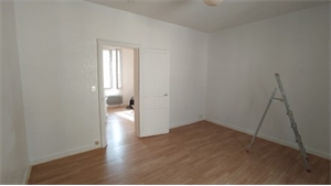 studio à la location -   49000  ANGERS, surface 29 m2 location studio - UBI477907184