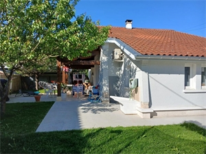 maison à la location -   47000  AGEN, surface 95 m2 location maison - UBI478026569