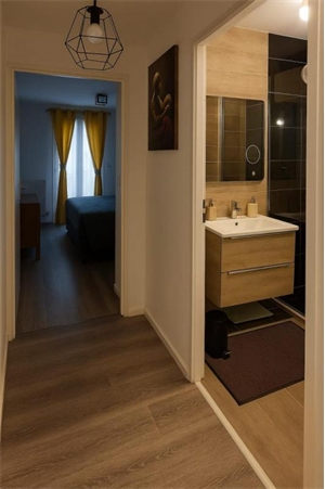 t5 à la location -   77000  MELUN, surface 96 m2 location t5 - UBI478208822