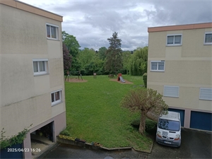 studio à la location -   71000  MACON, surface 34 m2 location studio - UBI478582481