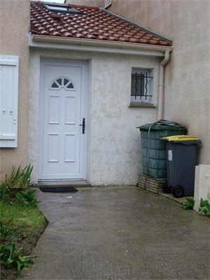 studio à la location -   95490  VAUREAL, surface 20 m2 location studio - UBI478703663