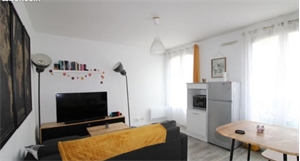 t2 à la location -   77700  MAGNY LE HONGRE, surface 36 m2 location t2 - UBI478806476