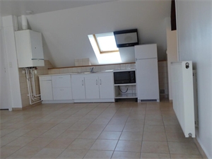 t2 à la location -   89100  SENS, surface 50 m2 location t2 - UBI478901213
