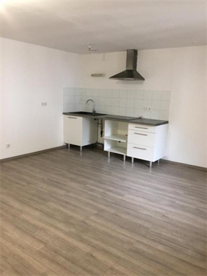 studio à la location -   69200  VENISSIEUX, surface 32 m2 location studio - UBI479053628