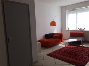 maison à la location -   59130  LAMBERSART, surface 100 m2 location maison - UBI479140007