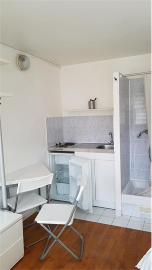 studio à la location -   94100  SAINT MAUR DES FOSSES, surface 10 m2 location studio - UBI479202026