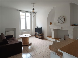 t3 à la location -   30400  VILLENEUVE LES AVIGNON, surface 68 m2 location t3 - UBI479211065