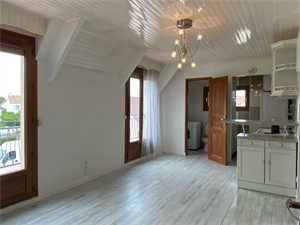 t2 à la location -   95000  NEUVILLE SUR OISE, surface 40 m2 location t2 - UBI479213486