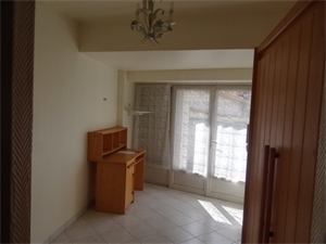 studio à la location -   86000  POITIERS, surface 23 m2 location studio - UBI479214653