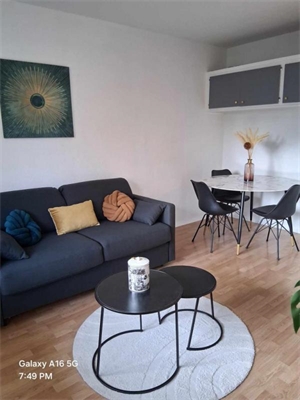 studio à la location -   57000  METZ, surface 30 m2 location studio - UBI479214710