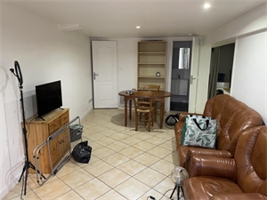 t2 à la location -   01800  MEXIMIEUX, surface 37 m2 location t2 - UBI479215994