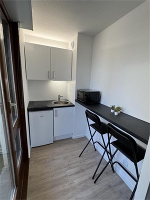 studio à la location -   67000  STRASBOURG, surface 23 m2 location studio - UBI479216177