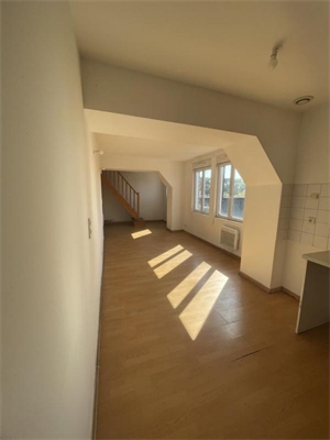 t3 à la location -   47200  SAINTE BAZEILLE, surface 68 m2 location t3 - UBI479218046