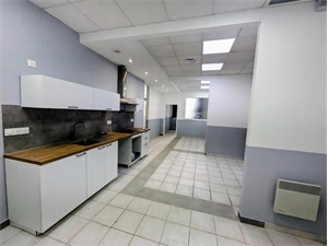 t4 à la location -   84200  CARPENTRAS, surface 110 m2 location t4 - UBI479218448