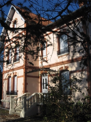 maison à la location -   31000  TOULOUSE, surface 200 m2 location maison - UBI479218460