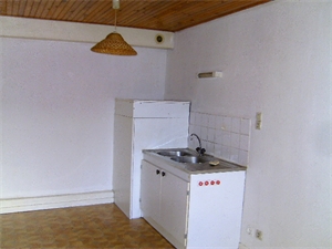 t2 à la location -   88160  LE THILLOT, surface 46 m2 location t2 - UBI479220965