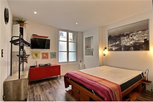 studio à la location -   75010  PARIS 10, surface 25 m2 location studio - UBI479224124