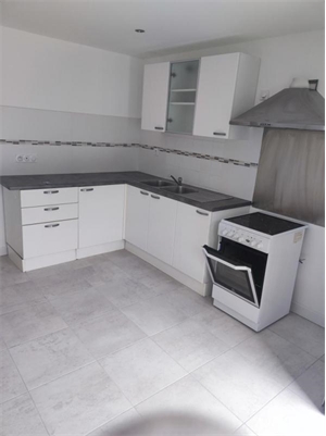 t2 à la location -   01200  LANCRANS, surface 34 m2 location t2 - UBI479224994