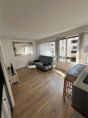 studio à la location -   92200  NEUILLY SUR SEINE, surface 25 m2 location studio - UBI479226614