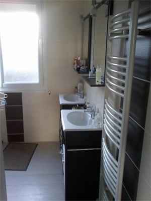 t2 à la location -   63000  CLERMONT FERRAND, surface 40 m2 location t2 - UBI479227880