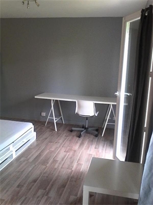 studio à la location -   42000  SAINT ETIENNE, surface 27 m2 location studio - UBI479369627