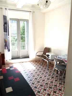 studio à la location -   34500  BEZIERS, surface 19 m2 location studio - UBI479786324
