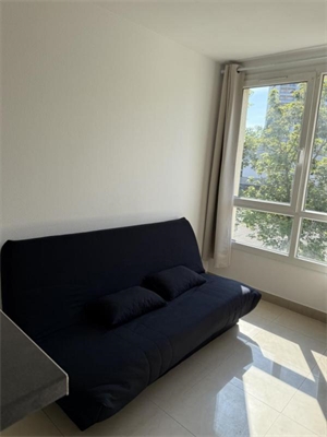 studio à la location -   68100  MULHOUSE, surface 18 m2 location studio - UBI479878298