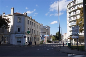 t2 à la location -   42000  SAINT ETIENNE, surface 46 m2 location t2 - UBI479993867