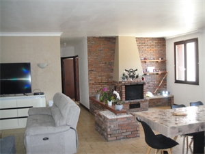 t5 à la location -   38110  LA TOUR DU PIN, surface 111 m2 location t5 - UBI480124730