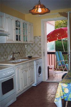 t2 à la location -   83500  LA SEYNE SUR MER, surface 50 m2 location t2 - UBI480167450