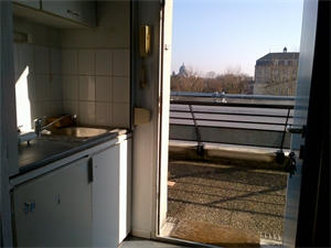 studio à la location -   51100  REIMS, surface 28 m2 location studio - UBI480337913