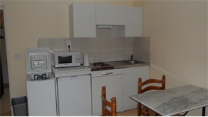 t2 à la location -   51100  REIMS, surface 21 m2 location t2 - UBI480351545
