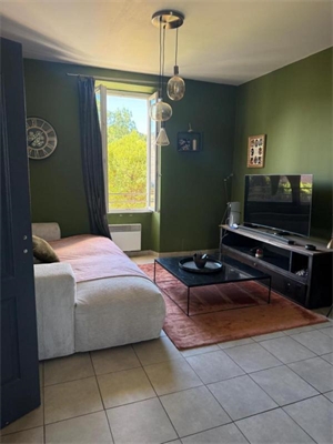 t4 à la location -   13860  PEYROLLES EN PROVENCE, surface 90 m2 location t4 - UBI480488570