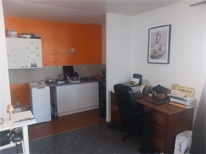 studio à la location -   37000  TOURS, surface 29 m2 location studio - UBI480605717
