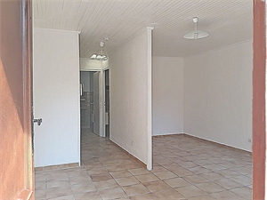 t2 à la location -   84000  AVIGNON, surface 39 m2 location t2 - UBI480802862