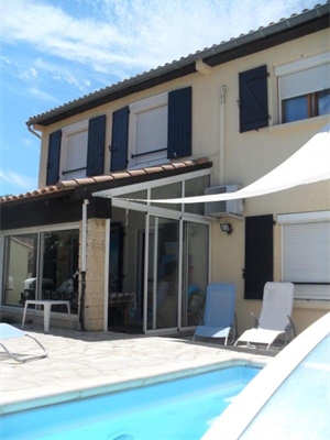 maison à la location -   34110  FRONTIGNAN, surface 110 m2 location maison - UBI481576928