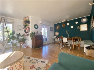 t5 à la location -   92250  LA GARENNE COLOMBES, surface 100 m2 location t5 - UBI482323844