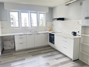 t4 à la location -   56100  LORIENT, surface 97 m2 location t4 - UBI483224546
