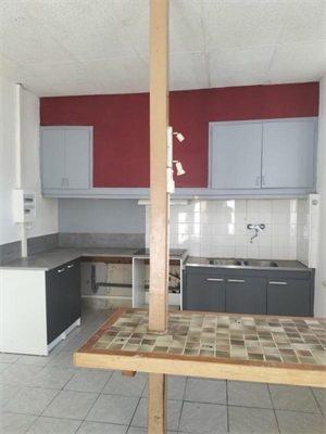 t3 à la location -   11100  NARBONNE, surface 63 m2 location t3 - UBI483230357