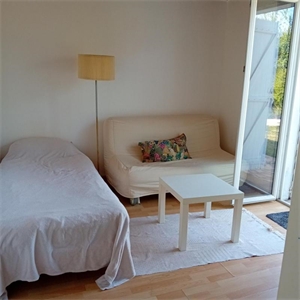 studio à la location -   33150  CENON, surface 23 m2 location studio - UBI483794723